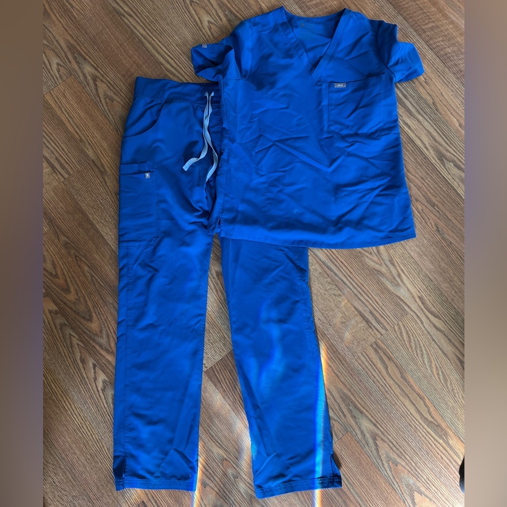 Figs Royal Blue set